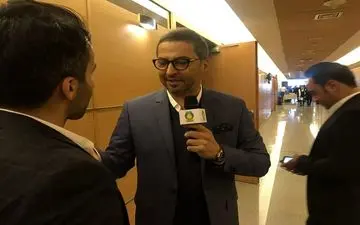  میناوند رسما خبرنگار شد(عکس)