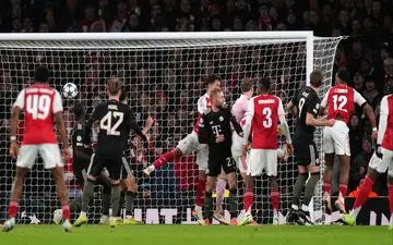 امارات صحنه جنگ بزرگ؛ توپچی‌ها و باواریایی‌ها در ۴۵ دقیقه اول مساوی شدند