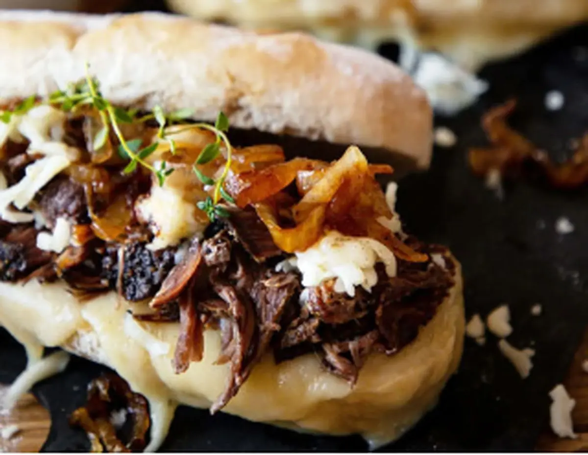 طعم بی نظیر این ساندویچ رو از دست ندین!