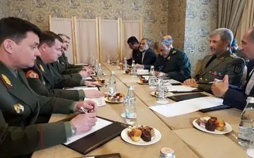 امیر حاتمی در دیدار با وزیر دفاع بلاروس: