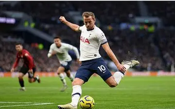 یونایتد باید هری کین را به خدمت بگیرد