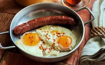 طرز تهیه املت شکاری به روش سنتی؛ طعم اصیل صبحانه در دل جنگل!