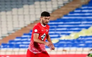 هافبک تراکتور: اگر ثبات در کادر مدیریتی و کادر فنی به وجود بیاید، وضعیت تراکتور بهتر از این هم خواهد شد
