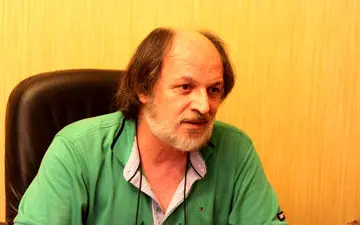  امین تارخ با «مارلون براندو» به تئاتر می‌آید