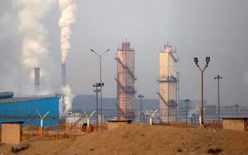 مازوت سوزی نیروگاه شهید منتظری اصفهان همچنان ادامه دارد