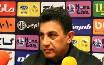 قلعه نویی: از مربی گری کناره گیری می کنم
