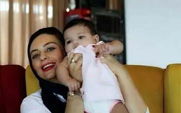 تیپ متفاوت یکتا ناصر به همراه دخترش! + عکس