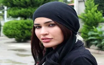 تیپ کافه گردی شیوا طاهری (عکس)