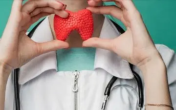 چگونه بفهمم مشکل تیروئید دارم؟