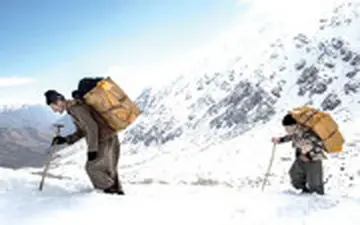  شعر جنجالی که مجری تلویزیون برای کولبران خواند