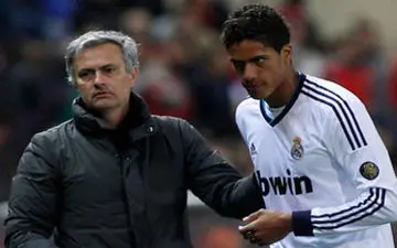 آقای خاص بدنبال مدافع کهکشانیها