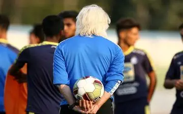  گزارش تمرین امروز استقلال|کنایه غفوری به پزشک استقلال و ناراحتی شفر