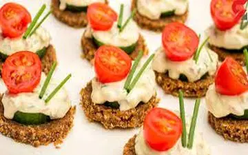  کاناپه پنیر  رو این طوری  برای دلبندتون درست کنید!