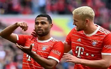 بایرن مونیخ صدر جدول را از دورتموند پس گرفت