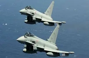 شکار شبانه فوق‌پیشرفته‌ترین جنگنده آمریکایی؛ لحظه برخورد موشک به F35 در آسمان ایران + فیلم