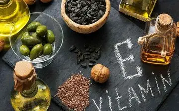 تاثیر ویتامین E در درمان آب مروارید