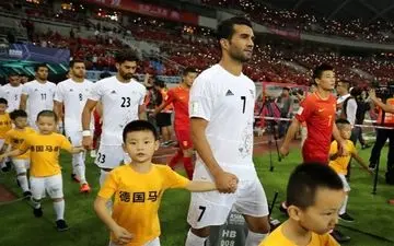 ایران سفید می‌پوشد، چین قرمز 