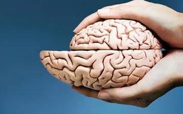 ۲۰ علائم بیماری آتروفی مغز