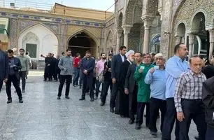 صف شبانه انتخاباتی مردم شهرری در آستان مقدس حضرت عبدالعظیم (ع) + ویدئو