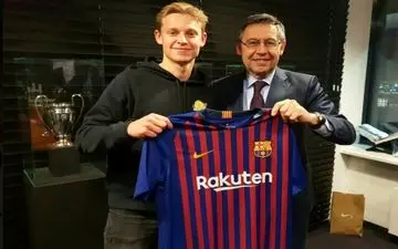 
ژاوی به دی یانگ اجازه جدایی نمی دهد