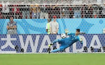 توهین مجری وهابی سعودی به علیرضا بیرانوند 