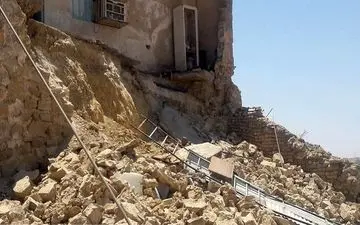  آمار مصدومان زلزله به ۶۴ نفر رسید