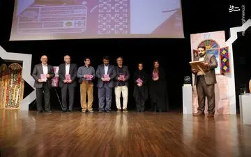 «روزهای بی آینه» رونمایی شد/ 10 سال انفرادی چگونه گذشت؟