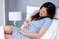 درد ناف در بارداری: علل، خطرات و راهکارها
