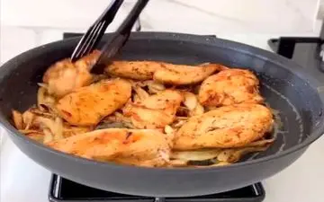 به سبک رستورانی مرغ با سس کارامل خامه ای درست کن!