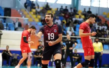 گزارش تصویری|  برتری قاطعانه فولاد سیرجان بر پیکان در لیگ برتر والیبال 