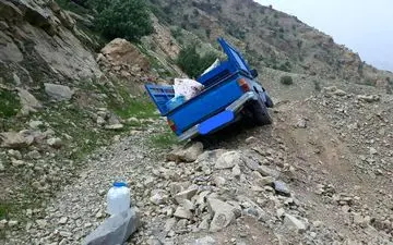۸ نفر مصدوم در واژگونی نیسان حامل کارگران حفر کانال در آق قلا  