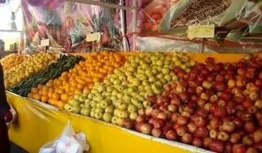 عرضه گسترده میوه در بازار/ مردم گران نخرند