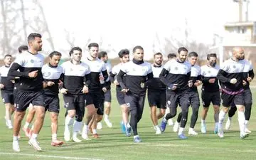 رحمتی ۲ روز به بازیکنان آلومینیوم استراحت داد