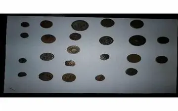 کشف ۳۳ قطعه سکه تاریخی در کرمانشاه