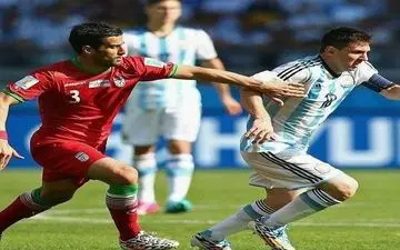 احسان حاج صفی بازیکن در چند پست