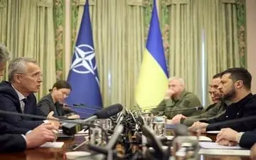 اکونومیست: در صورت عضویت اوکراین در ناتو، آمریکا نگران جنگ با روسیه می‌شود 