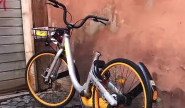 گزارش موبایلی معصومی‌نژاد از دوچرخه‌های بدون زین در رم+ فیلم 