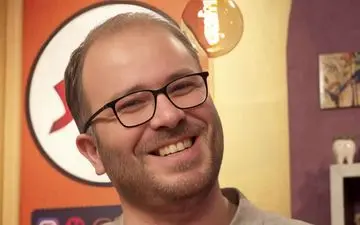 محمدرضا شهبازی مجری برنامه پاورقی کیست ؟ +  بیوگرافی و تصاویر همسرش