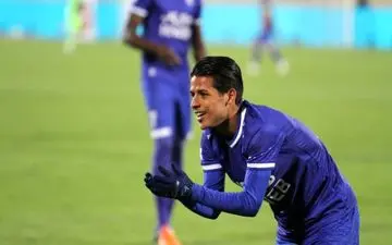 استقلال با آخرین بازمانده گلزنانش وارد شهر جم شد
