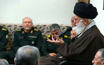 تهاجم آمریکا به سوریه خطایی راهبردی است/ کمبودهای مالی نباید مانعی برای پیشرفت نظامی باشد