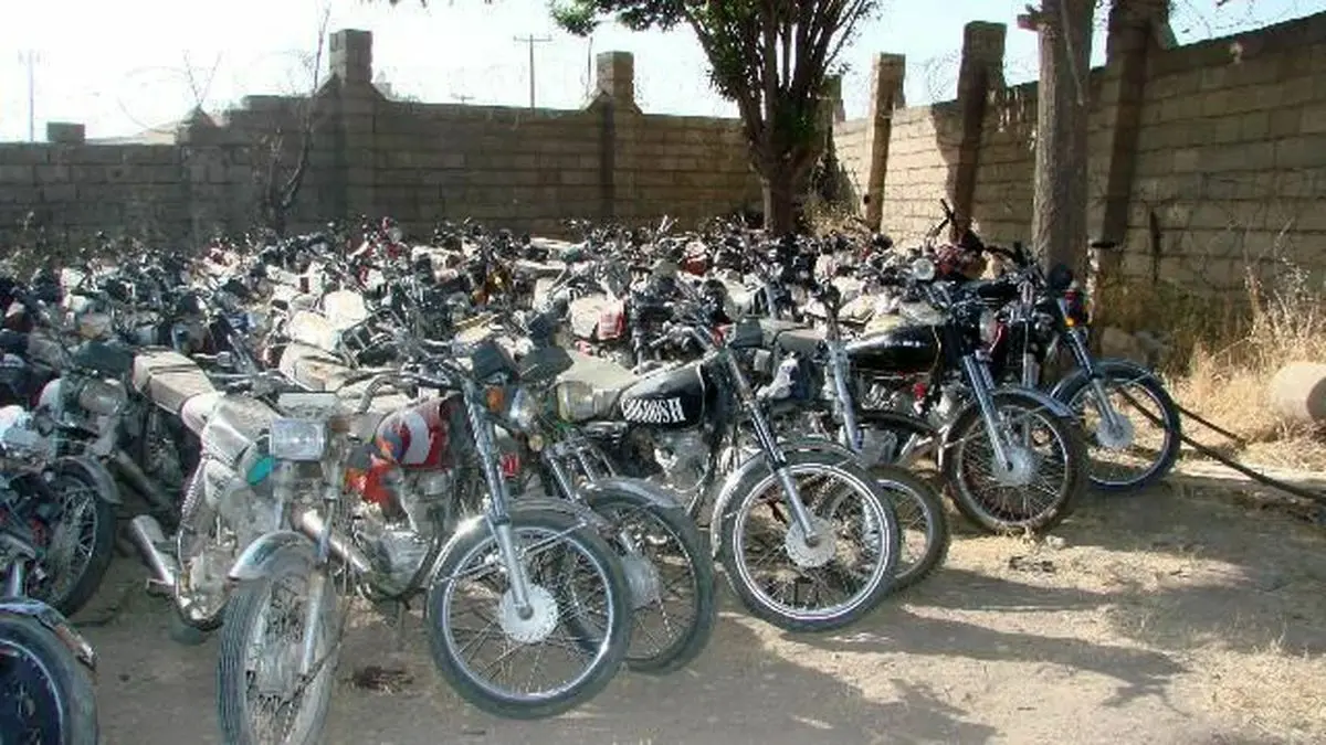 ترخیص بیش از 1700 دستگاه موتورسیکلت رسوبی در کرمانشاه  