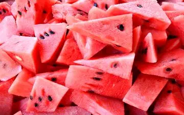 چرا باید هر روز هندوانه بخوریم؟ فوایدی که نمی‌دانستید