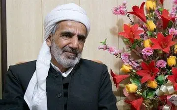 ماموستا رستمی: اهانت به شیعه و سنی همانند آب به آسیاب دشمن ریختن است