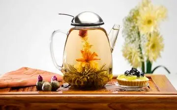 کسانی که میخواهند لاغر شوند این عرق گیاهی را بخورند