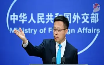 پکن: مشکل منطقه برخی کشورها هستند که از هزاران مایل دورتر به دریای چین جنوبی می‌آیند
