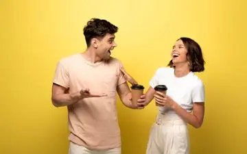 می خوای بدونی چه کسی دوست داره اما نشان نمیده / این ویژگی رو دیدی بدان که دوست داره