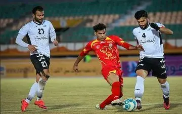 تیم صبای قم بعد از ۱۰ هفته موفق به کسب پیروزی در لیگ برتر شد. 