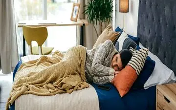  سندرم افسردگی پیش از قاعدگی / 5 گام برای تسکین علائم PMS در خانم‌ها 