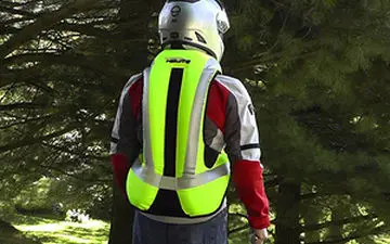 جلیقه نجاتی برای موتورسوارها + فیلم