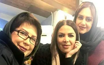 تیپ لعیا زنگنه در یک دورهمی دوستانه